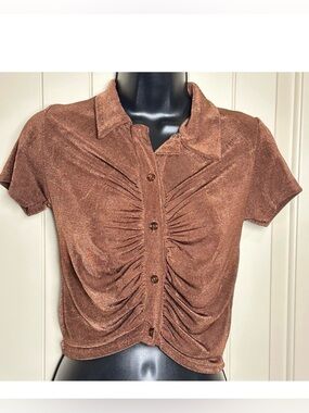 Pretty Little Thing Chocolate Acetate Slinky Ruched Short Sleeve Shirt Crop 4